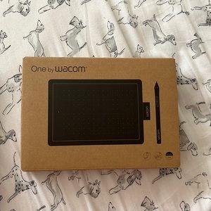 WACOM graphics tablet